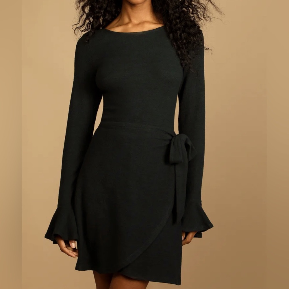 NWT Lulu’s Favorite Tune Black Faux Wrap Sweater Dress Size Large